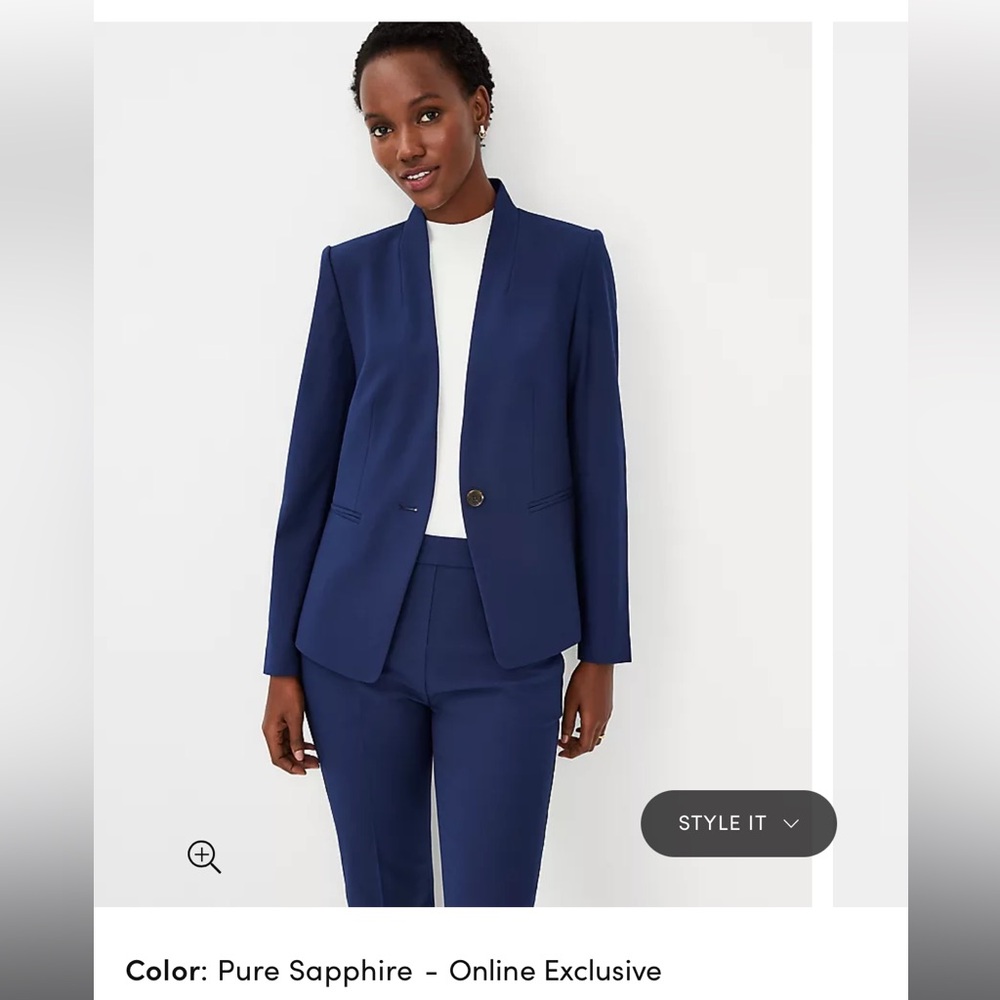 EUC Ann Taylor The Petite Cutaway Blazer in Bi-Stretch